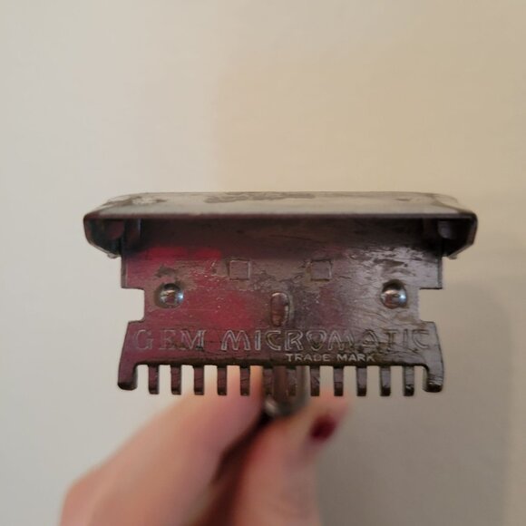 Vintage Gem Micromatic Open Comb Safety Razor Chrome Plated Collectible Shaving - Picture 2 of 3